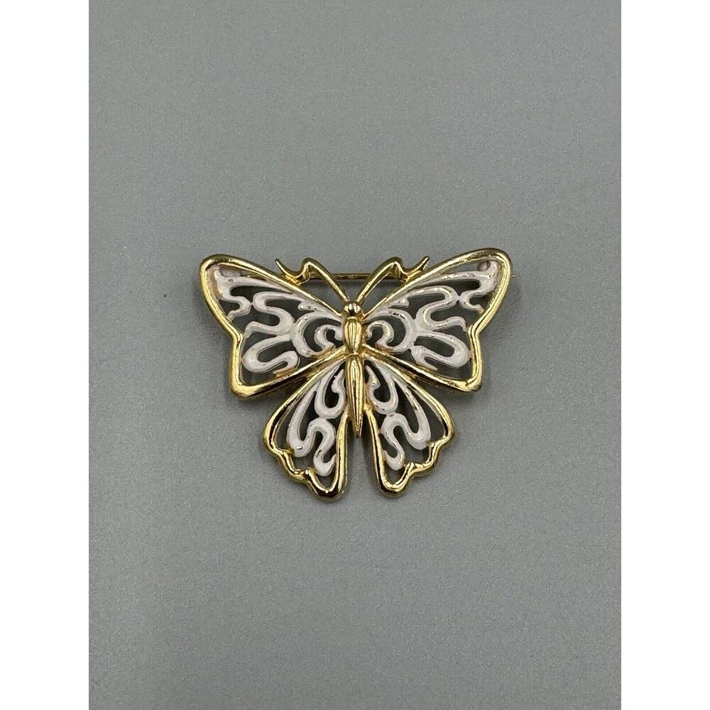 Vintage Gold Colored Butterfly Brooch Lapel Pin Jewelry signed JJ